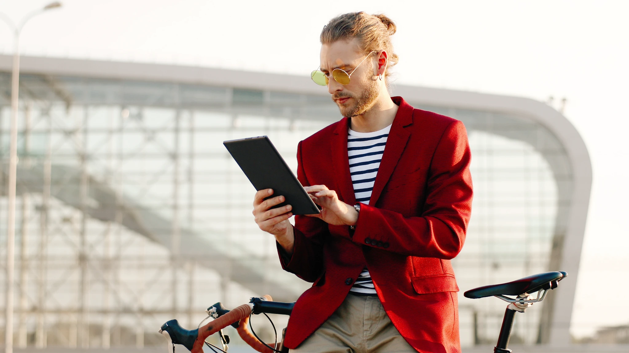 Omnichannel fulfillment 101: A complete guide from Avenga